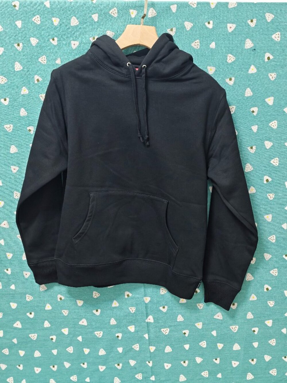 Unisex Supreme Black Back Embroidered Hoodie